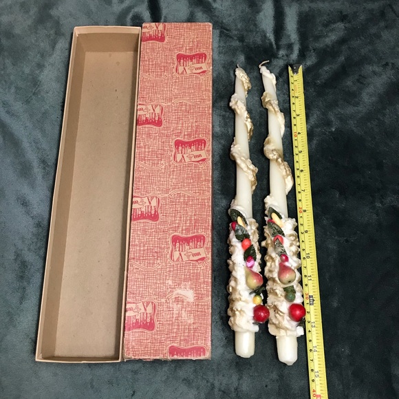 Vintage Pair Of Penn Candle Tall Decorative White Holiday Christmas Candles - Picture 2 of 12